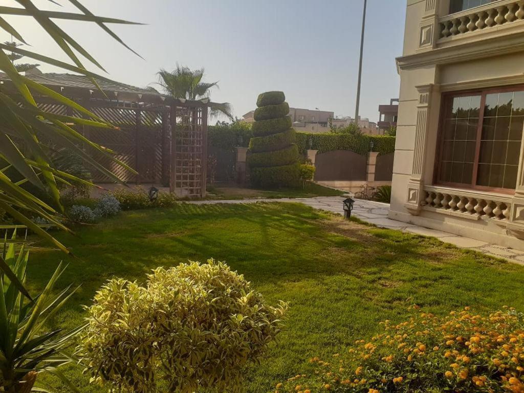 Super Luxurious Villa With Large Landscape Areas Cairo Exterior foto