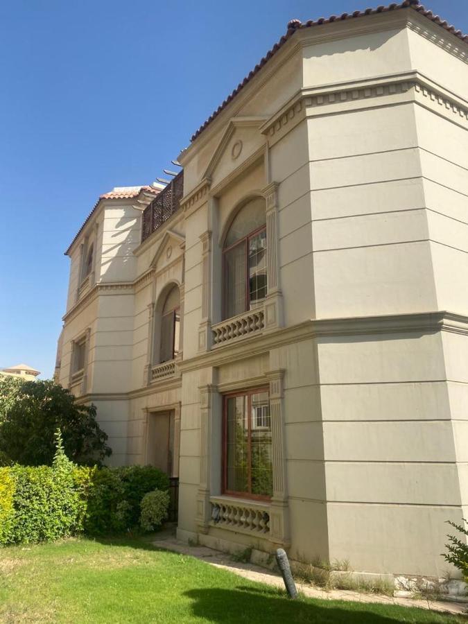 Super Luxurious Villa With Large Landscape Areas Cairo Exterior foto